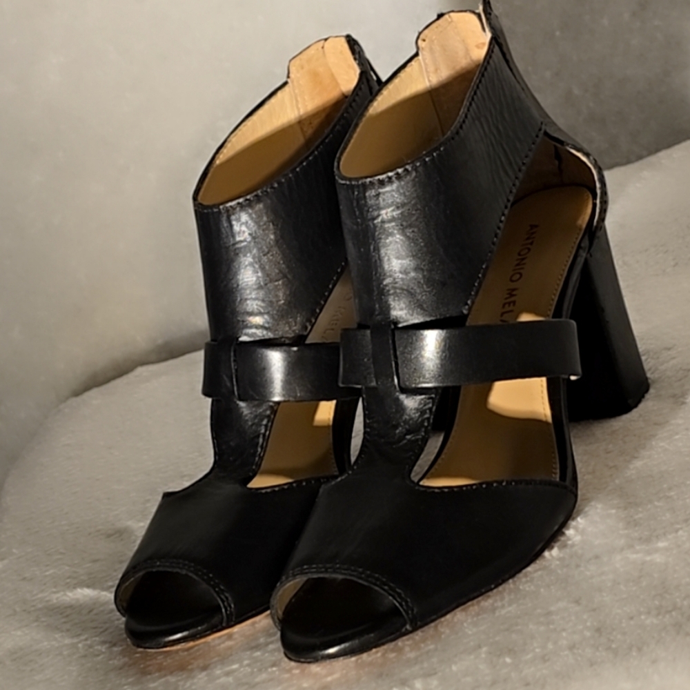 Antonio Melani Heels, Size 7, Black